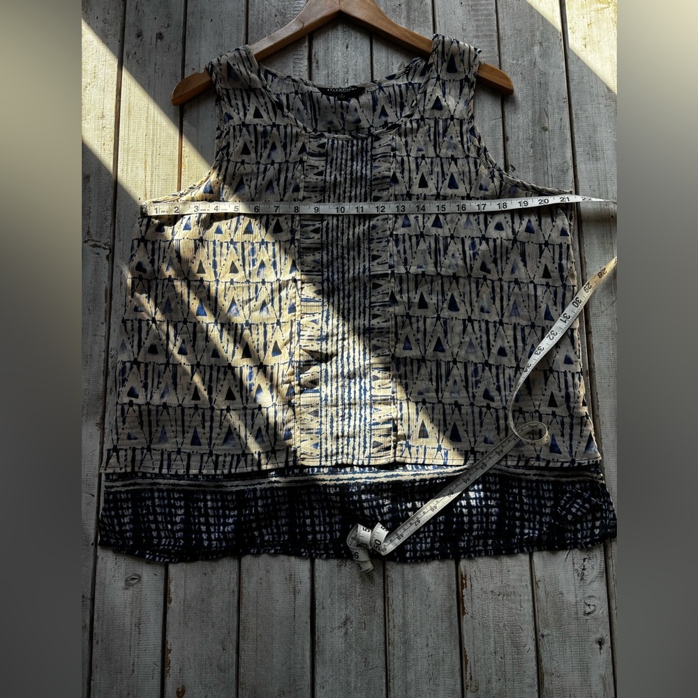 Liverpool Los Angeles Navy Cream Geometric Print Tank Top Size Large Lightweight - Picture 4 of 12